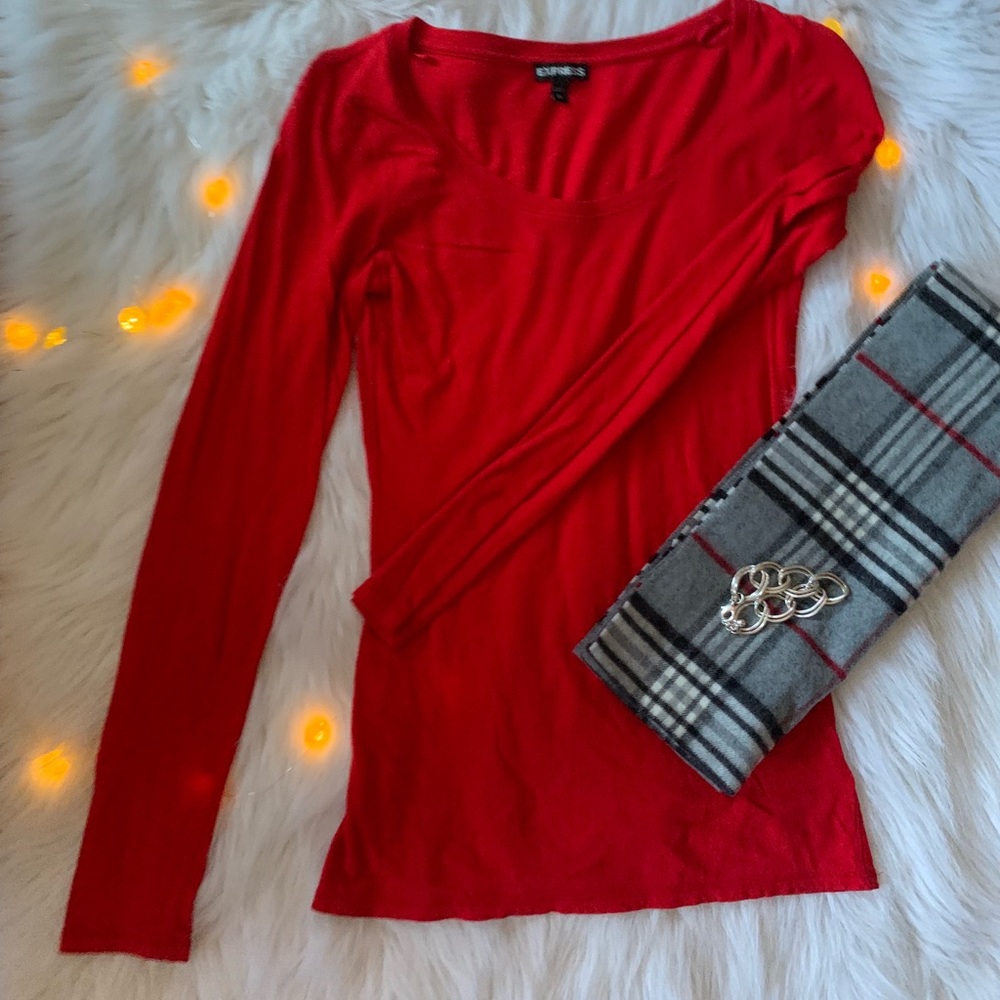 Express Long Sleeve Tee